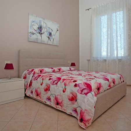 Casa Dafne Apartamento Livorno Exterior foto