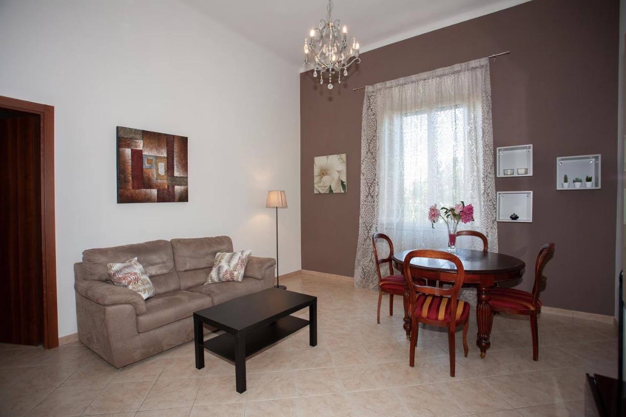 Casa Dafne Apartamento Livorno Exterior foto