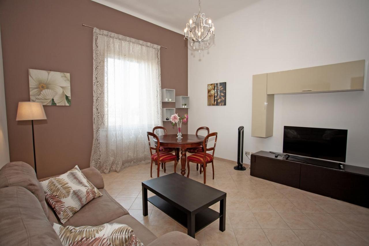 Casa Dafne Apartamento Livorno Exterior foto